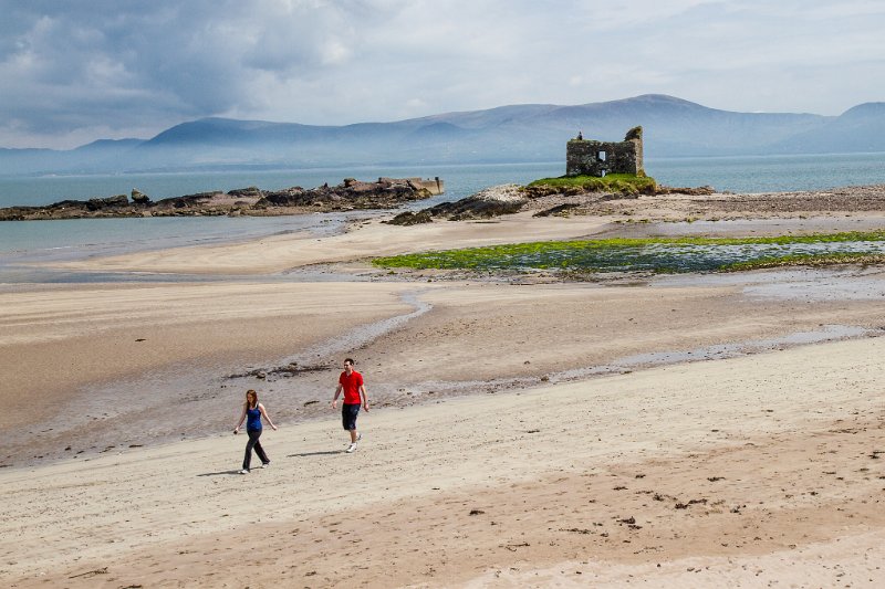 Ballinskelligs Beach and castle, County Kerry.jpg